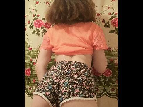 ❤️ Sexy ung babe tar av seg shortsen på kamera ️ Porno hos oss no.hentaidude.ru ❌❤